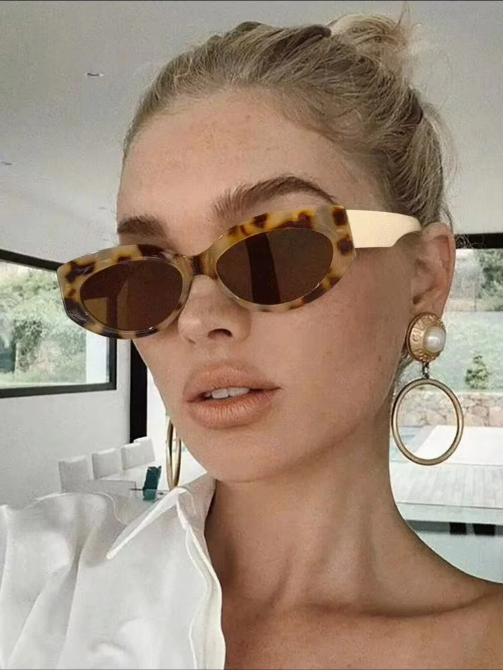 Tortoiseshell Cat-Eye Sunglasses with Gold Temples